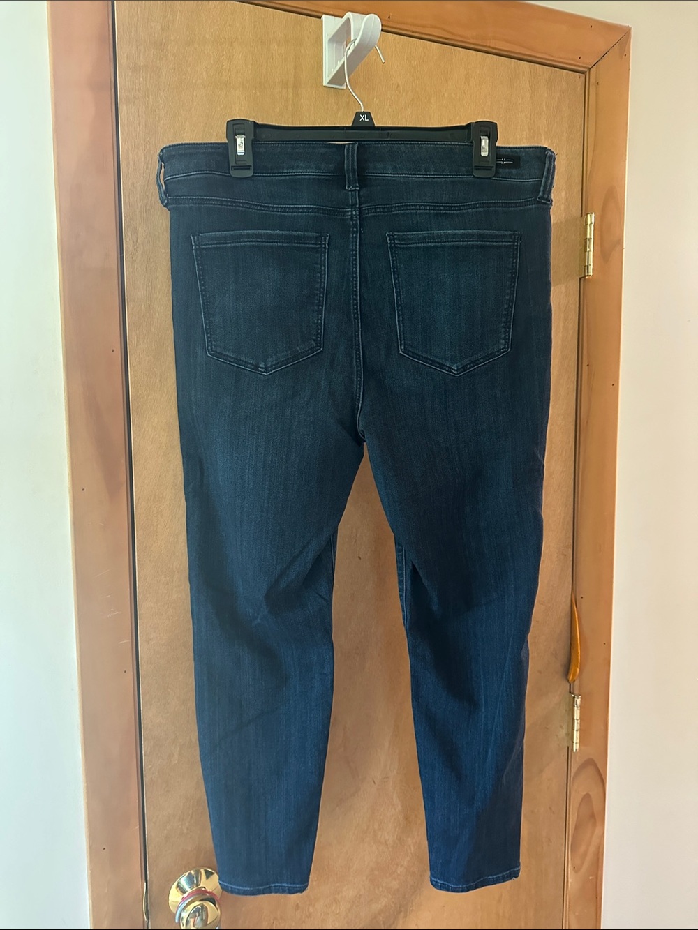 Liverpool Women's Skinny Jeans - Dark Blue Wash - Picture 5 of 5